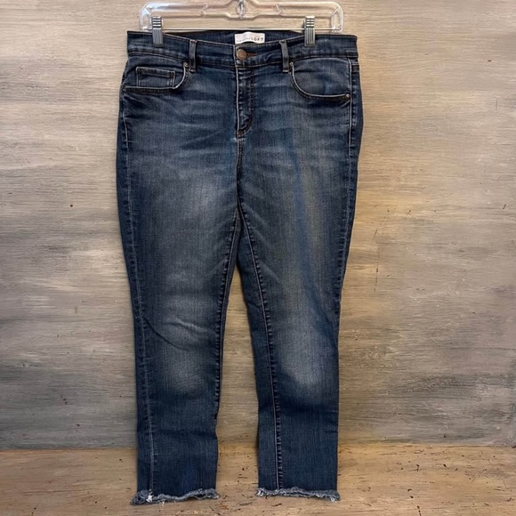 LOFT Denim - Loft 91% Cotton Frayed‎ Hem Skinny Stretch Blue Jeans Size 10 Good Condition